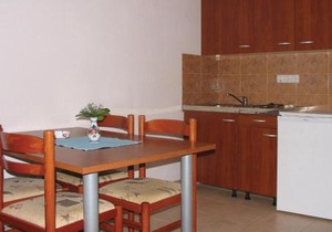 Cozy Apartment In Klenovica