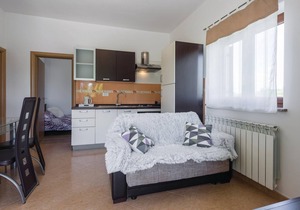 Cozy apartment in Kringa with kitchen