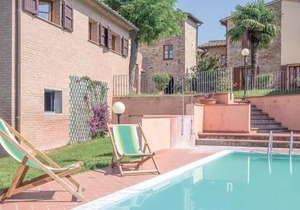 Cozy Apartment In Montaione Fi