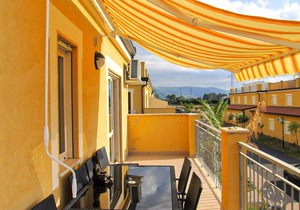 Cozy apartment in Pizzo with WiFi