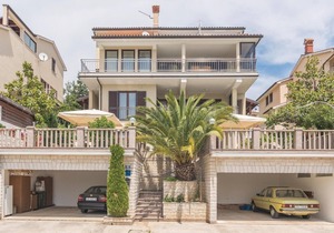 Cozy apartment in Rabac