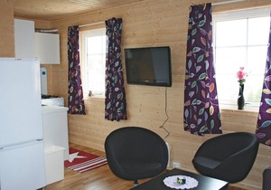 Cozy apartment in Sandstad with WiFi