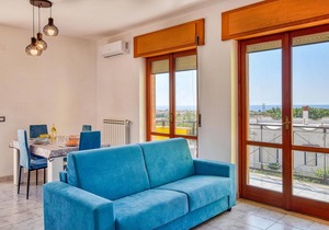 Cozy apartment in Tortora with WiFi