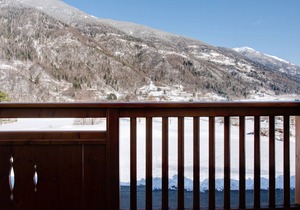 Cozy Apartment Ai Bonetei 2 with Mountain View, Wi-Fi, Balcony, Garden & Terrace; Parking Available