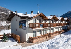 Cozy Apartment Ai Bonetei 1 with Mountain View, Wi-Fi, Balcony, Garden & Terrace; Parking Available