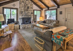 Cozy Arnold Hideaway w/ Serene Wooded Views & Deck