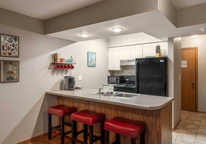 Cozy Branson West Condo w/Pool Access Near SDC!