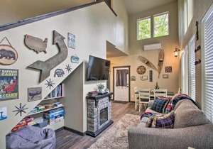 Cozy Cabin - 5 Miles to Mt Rainier National Park!