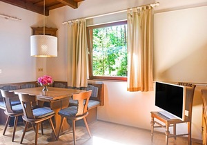 Cozy Chalet in Molln with Garden