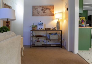 Cozy cottage near Bass Lake and Yosemite, with Sundeck, Firepit & Pergola areas.