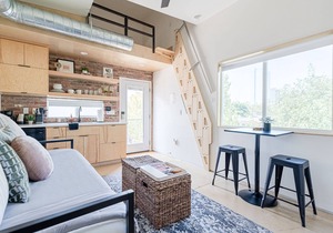 Cozy East Austin Loft With Downtown Views and Low Key Vibes