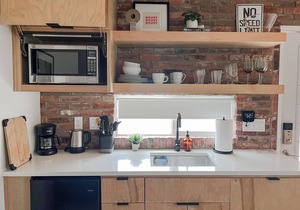 Cozy East Austin Loft With Downtown Views and Low Key Vibes