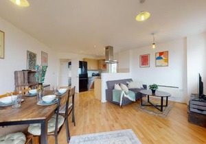 Cozy Hackney Apartment