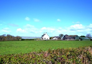 Cozy Holiday Home in Llanfaglan near Sea