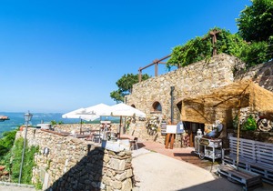 Cozy Holiday Home in Montecastelli Pisano with Balcony