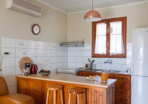 Cozy Home -5 min from Lourdas Beach