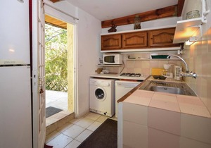 Cozy home in Crillon Le Brave with WiFi