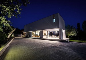 Cozy home in Donji Prolozac with sauna