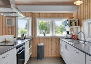 Cozy home in Græsted with sauna