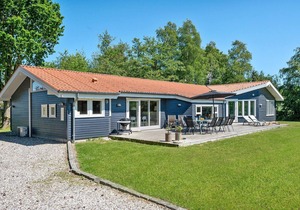 Cozy home in Græsted with sauna