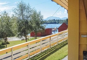 Cozy Home In Hatlestrand With Sauna