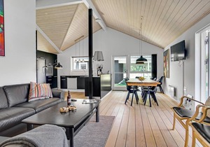 Cozy home in Jerup with sauna