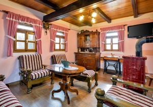 Cozy home in Mala Ludina with kitchen