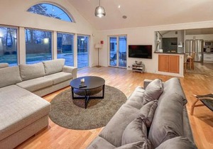 Cozy Home In Nybrostrand With Sauna