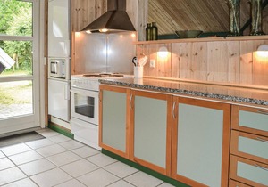 Cozy home in Oksbøl with sauna