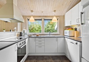 Cozy home in Rudkøbing with WiFi