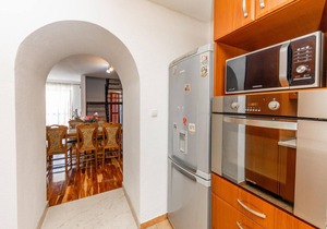 Cozy home in Seget Donji