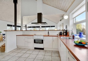 Cozy home in Vordingborg with kitchen