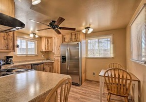 Cozy Home with Canyon Views 2 Mi to Grand Staircase