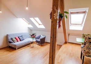 Cozy maisonette flat at Vysehrad, 10min to OldTown