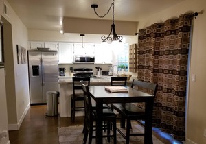 Cozy & Quaint Tempe Townhome!