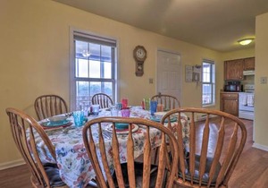 Cozy Rixeyville Cottage with Deck, Grill, and Stabling