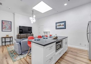 Cozy SMB Themed Apt in the Heart of Historic SPR!