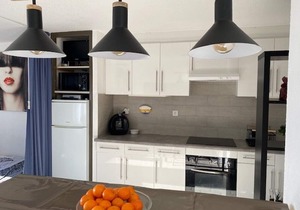 Cozy Studio Cabine for 4 with Terrace, Pool, and Sports Facilities in Le Barcarès