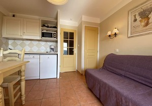 Cozy Studio in Les Issambres (4 Guests) - Garden, Pool, Tennis, Parking, Near Beach!