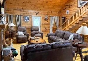 Cozy Trenton Cabin with Spa about 15 Mi to Lookout Mtn!