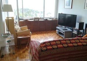 Cozy with Balcony, Great Views, Beach 10min, Train Lisbon & Cascais.