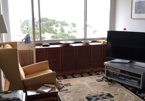 Cozy with Balcony, Great Views, Beach 10min, Train Lisbon & Cascais.