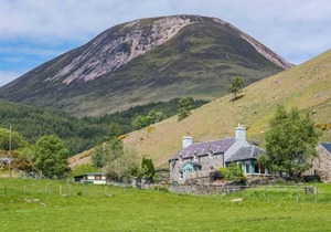 Craigeanie Farmhouse