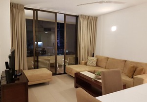 Crescat Residencies - 2 Bedroom Apt with Sea Views