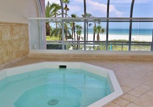 Crescent Beach Club I 16C
