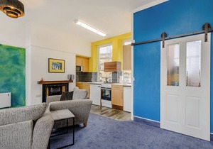 Crossley Suite - UK38334
