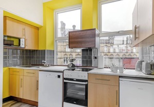 Crossley Suite - UK38334