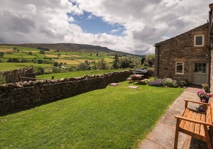 Crow Hall - Luxury Holiday Accommodation