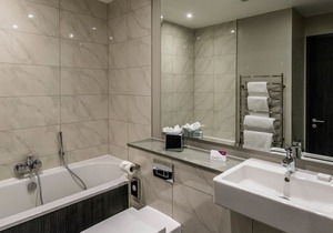 Crowne Plaza Aberdeen Airport, an IHG Hotel