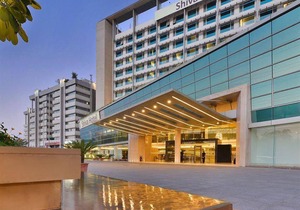 Crowne Plaza Ahmedabad City Centre, an Ihg Hotel